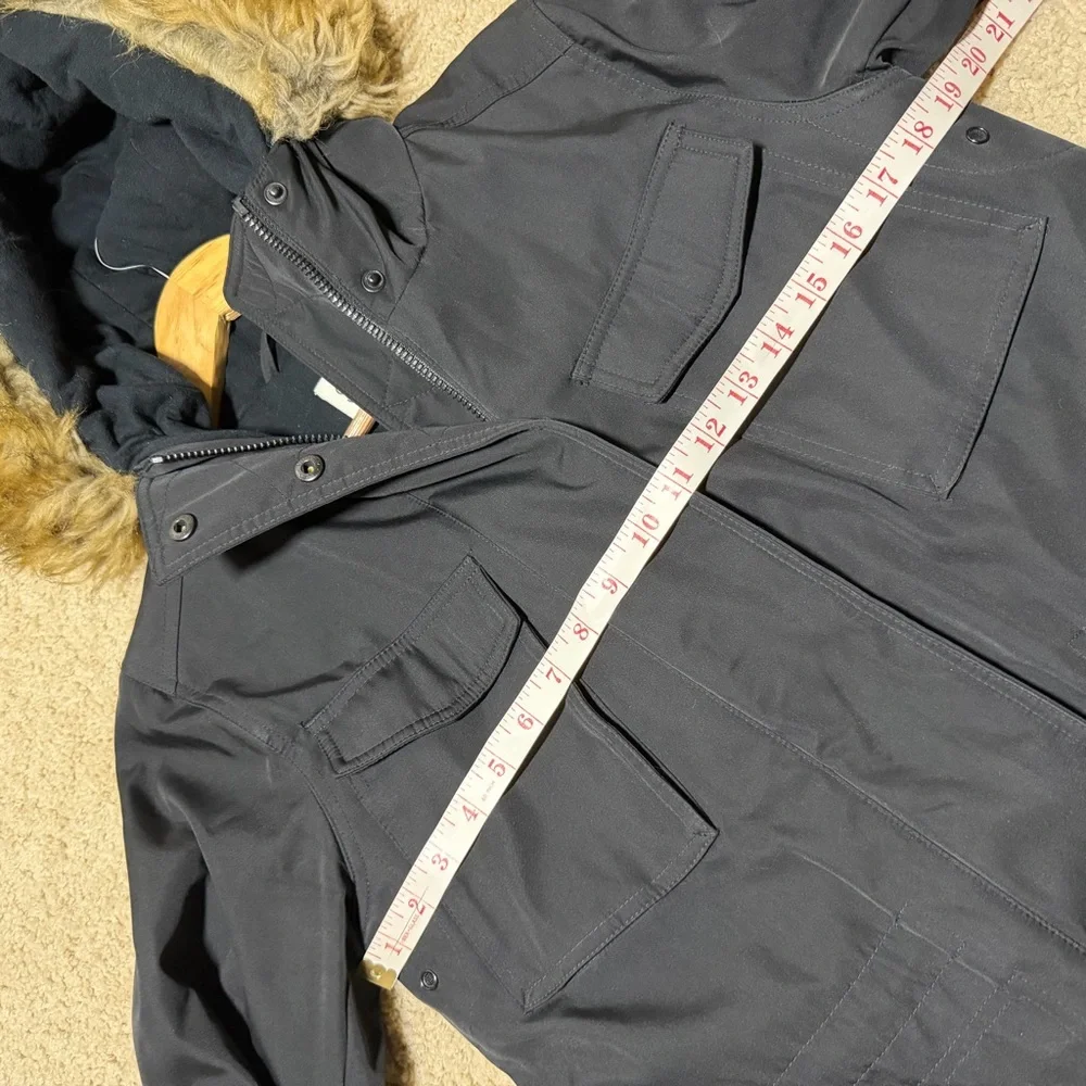 S13 Black Parka Anorak Coat Jacket with Faux Fur Hood Size Small S Neutral Warm